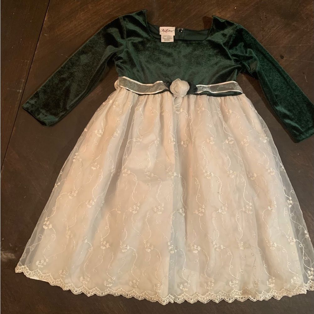 Girls size 7 dress rose cottage